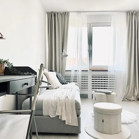 Victus Apartamenty, Statki Na Niebie *